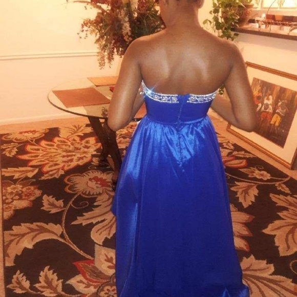 Prom dress - Picture 6 of 8